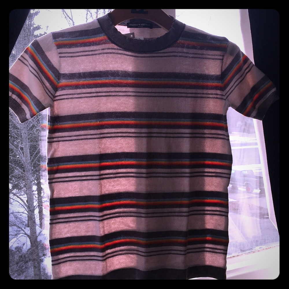 Brandy Melville T-shirt - Picture 1 of 2